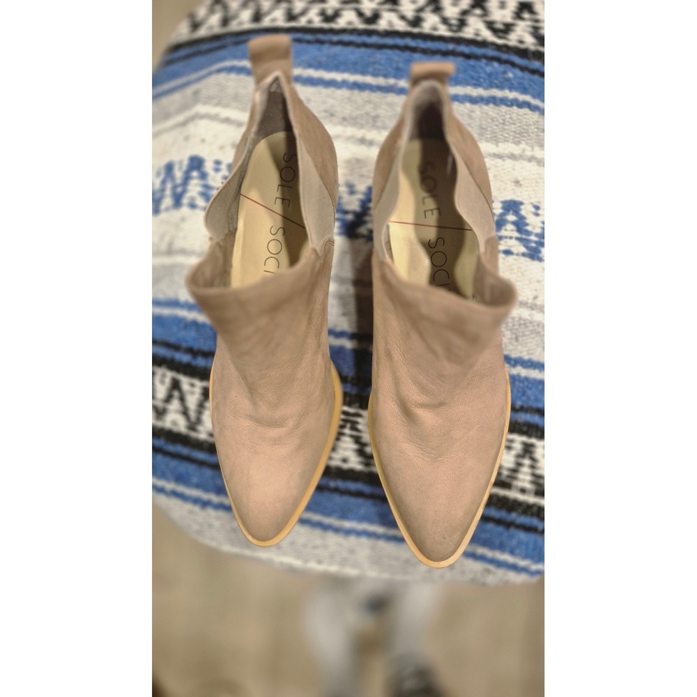 Taupe Suede Ankle Boots Pointed Toe Minimalist Chic Neutral Booties Size 8 - Picture 4 of 10